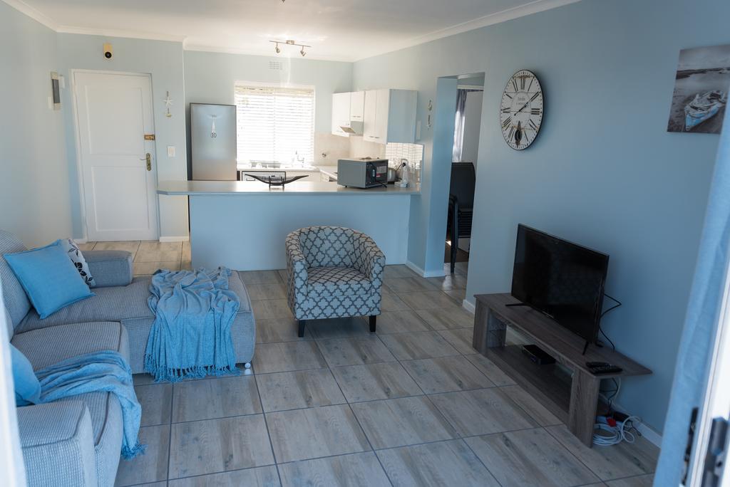 Whale View Self Catering Apartment Hermanus Eksteriør billede